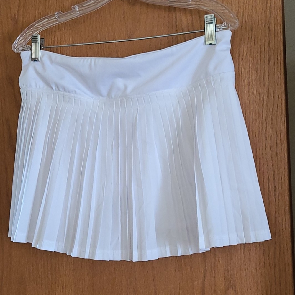 Skort - Picture 2 of 4